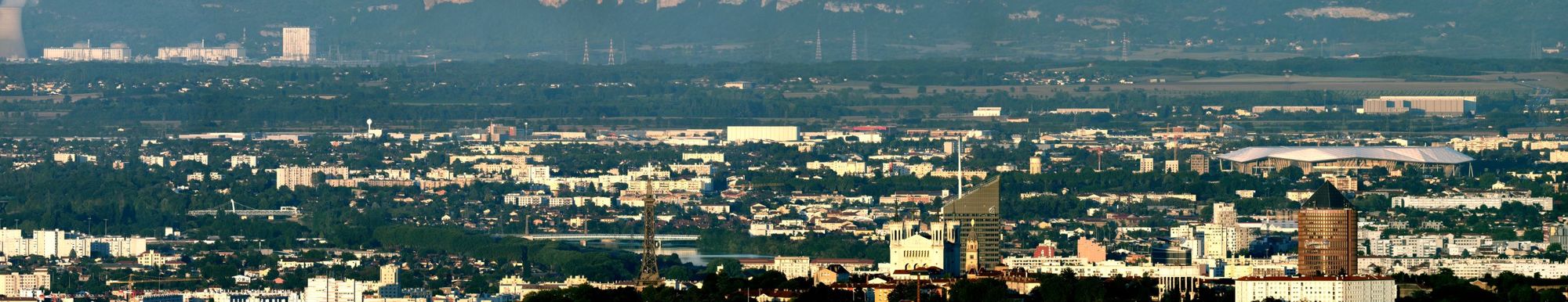 Lyon depuis le col de la Luère — Lyon depuis l'ouest